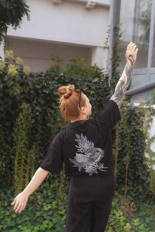 Petals & Paws Organic T-Shirt in Black