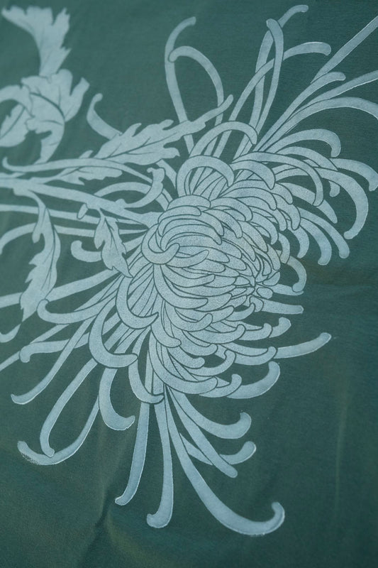 Femenine Fit - Chrysanthemum - Green