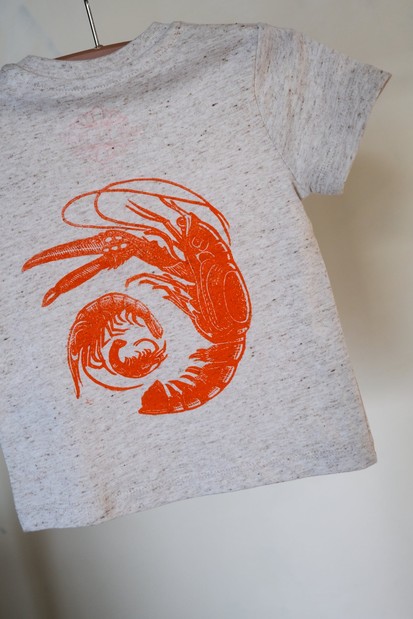 SPIRAL OF SHRIMP kids t-shirt