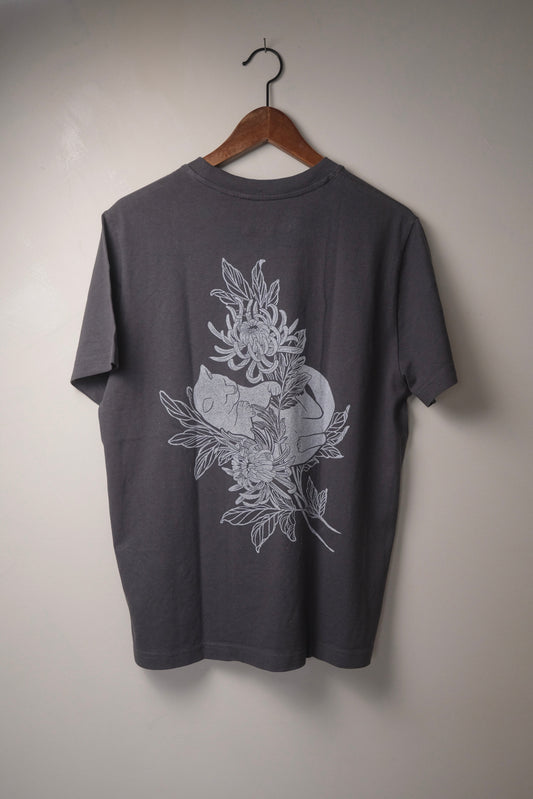 Petals & Paws Organic T-Shirt in Grey
